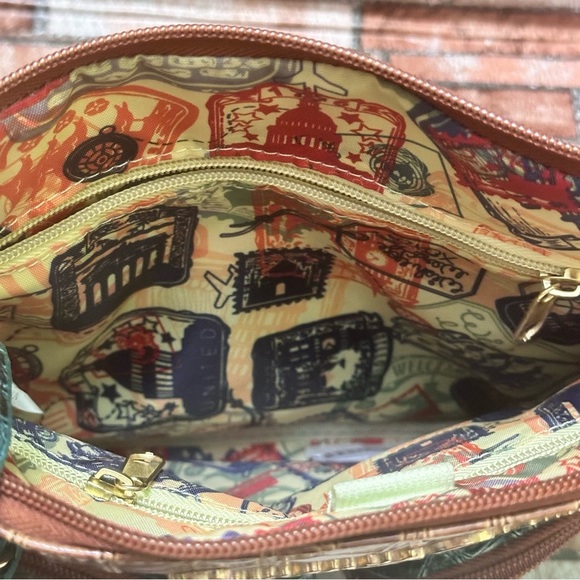 Samantha Brown Green and Brown Crocodile Embossed Bag Crossbody - Picture 5 of 11